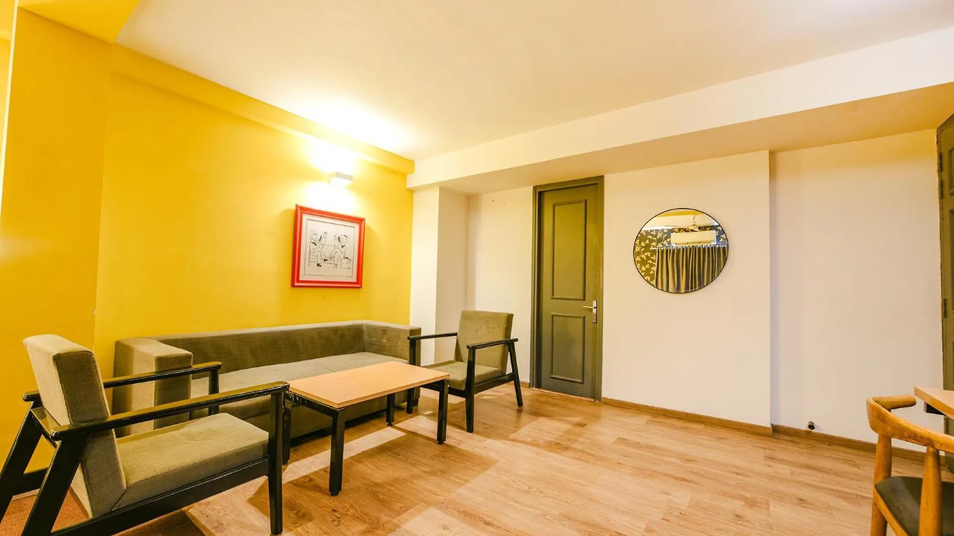 Fabhotel Old Meple Leaf- Golf Course Road & Sector 27 Gurgáon 4*,